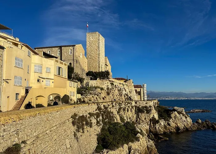 Casalionelantibes 70 Sqm Apartment With Garden And Parking