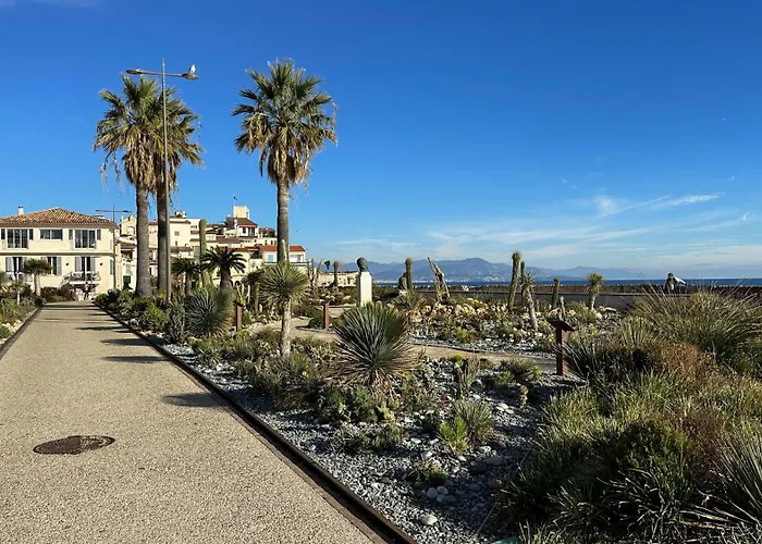 Casalionelantibes 70 Sqm Apartment With Garden And Parking