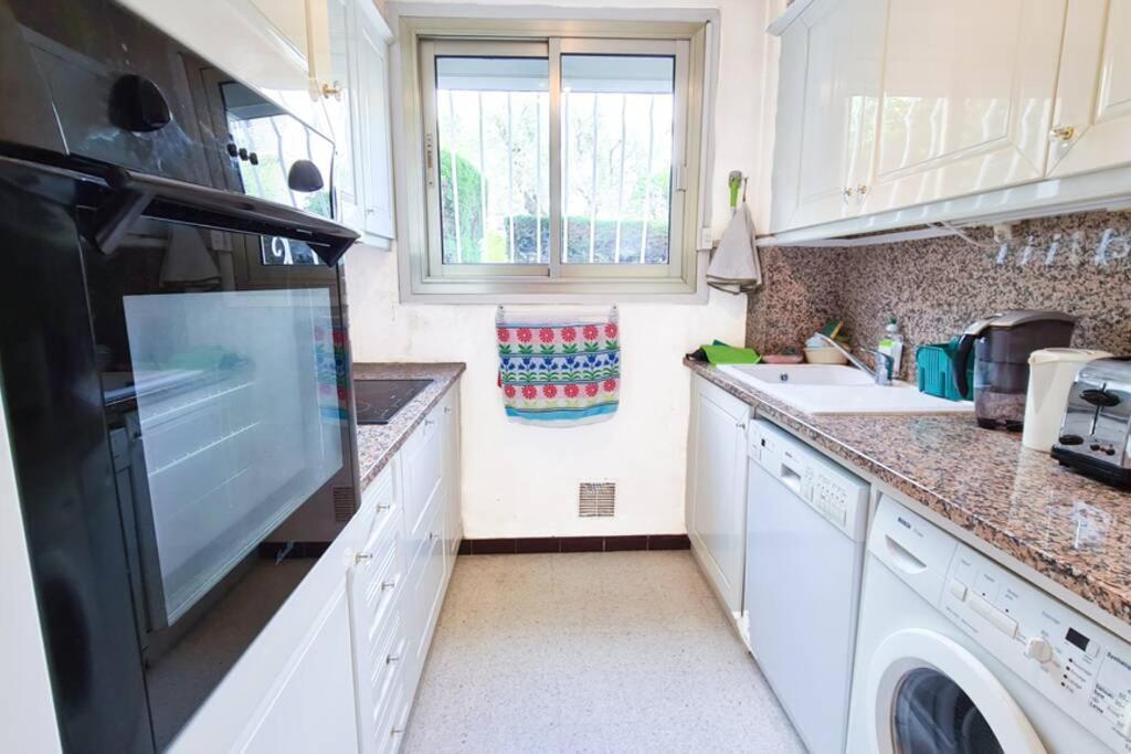 Casalionelantibes 70 Sqm With Garden And Parking Apartment *